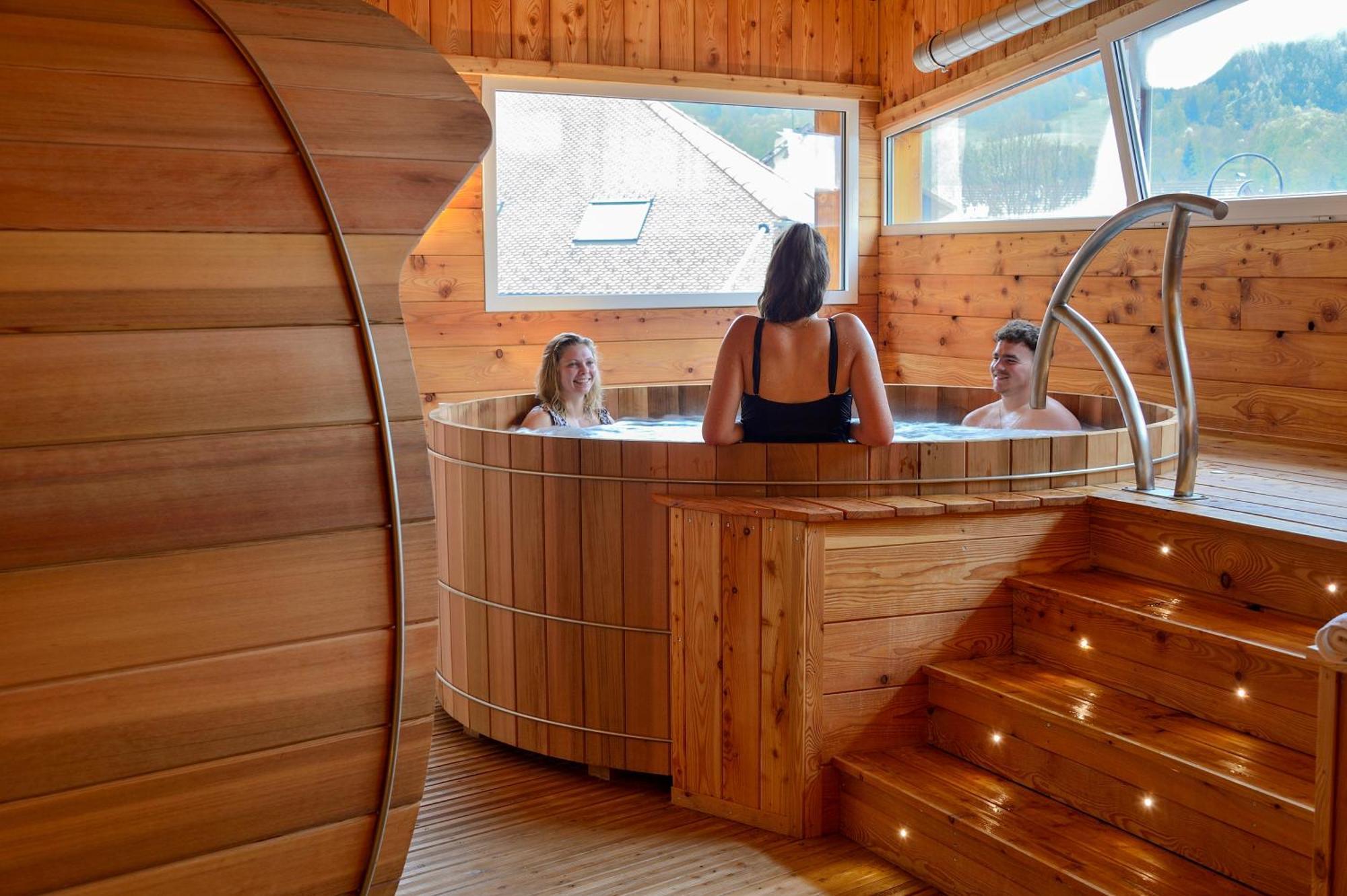 Hotel Les Autanes Spa-Balneotherapie & Restaurant Ансел Екстериор снимка